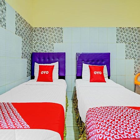 Oyo 90238 Hotel Nusantara Cirebon Exterior foto